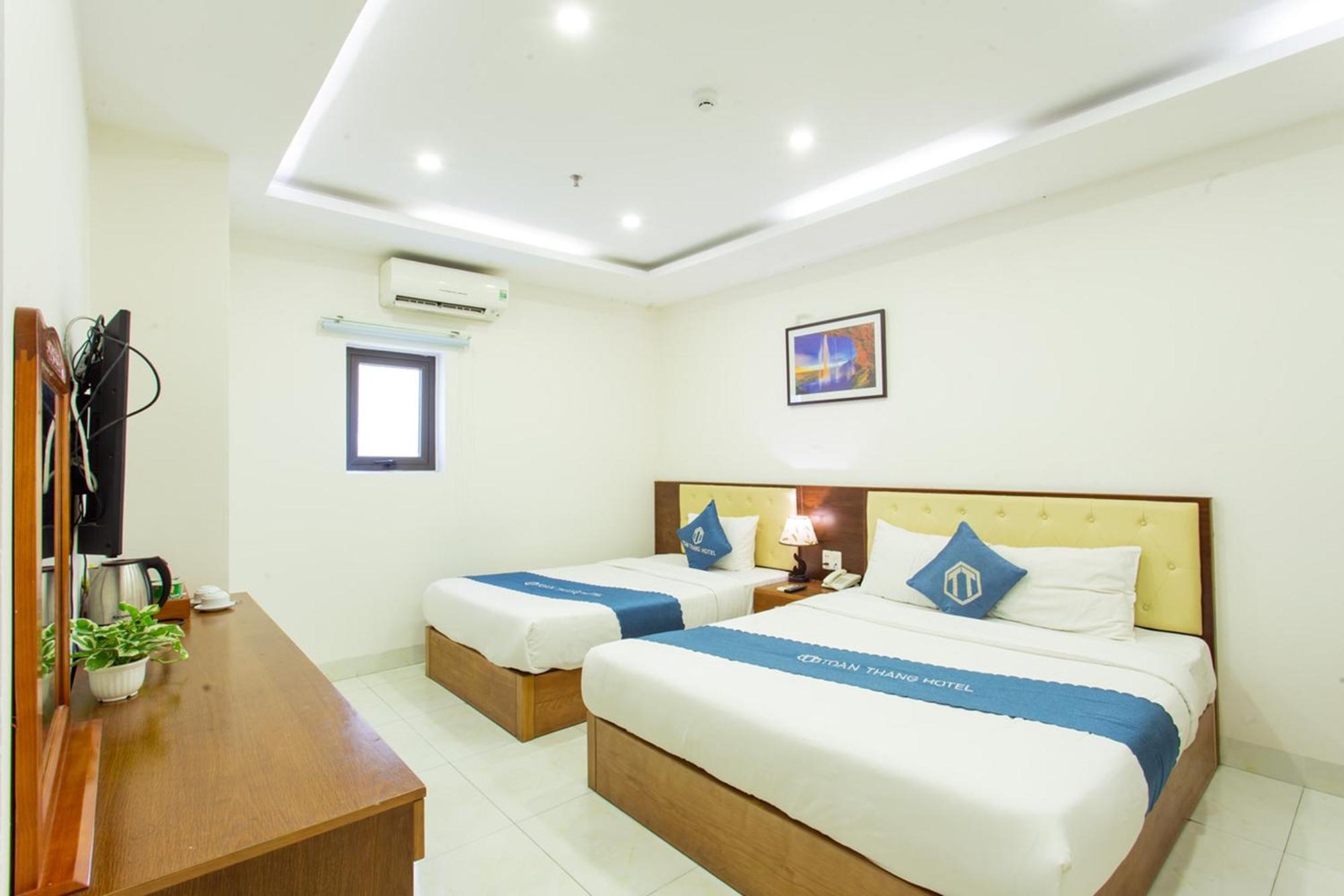 Toan Thang Beach Hotel Danang Exterior photo