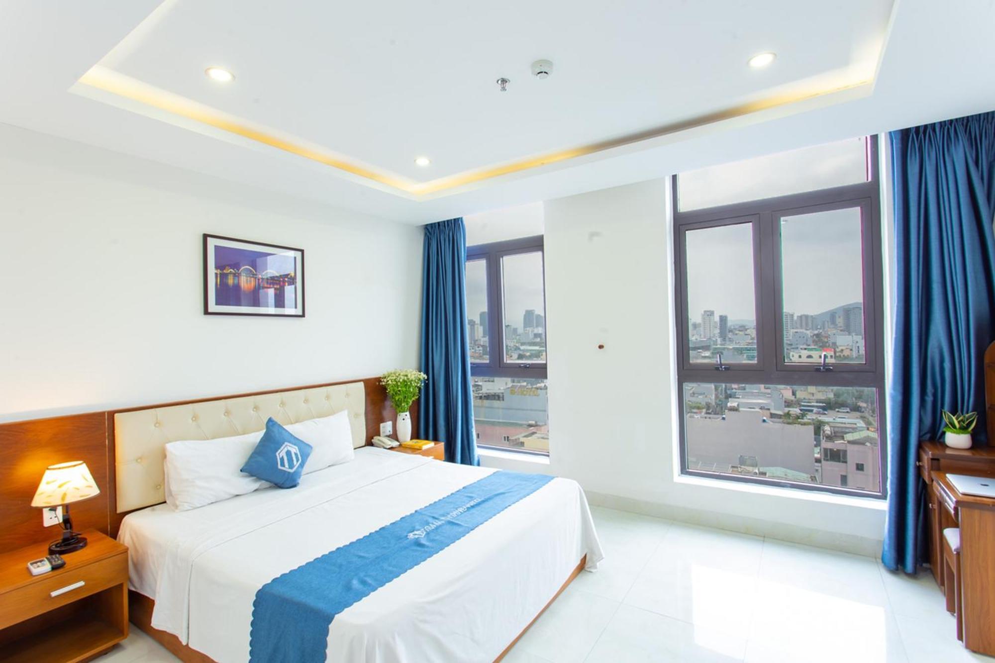 Toan Thang Beach Hotel Danang Exterior photo