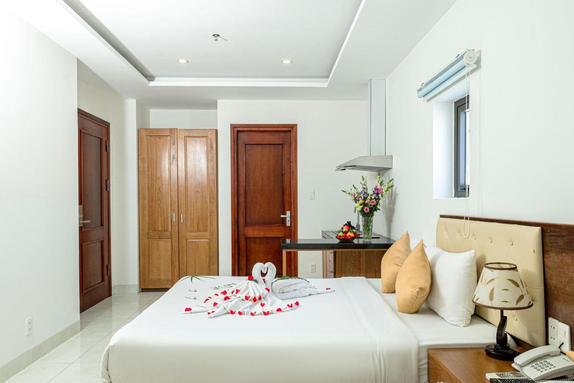 Toan Thang Beach Hotel Danang Exterior photo