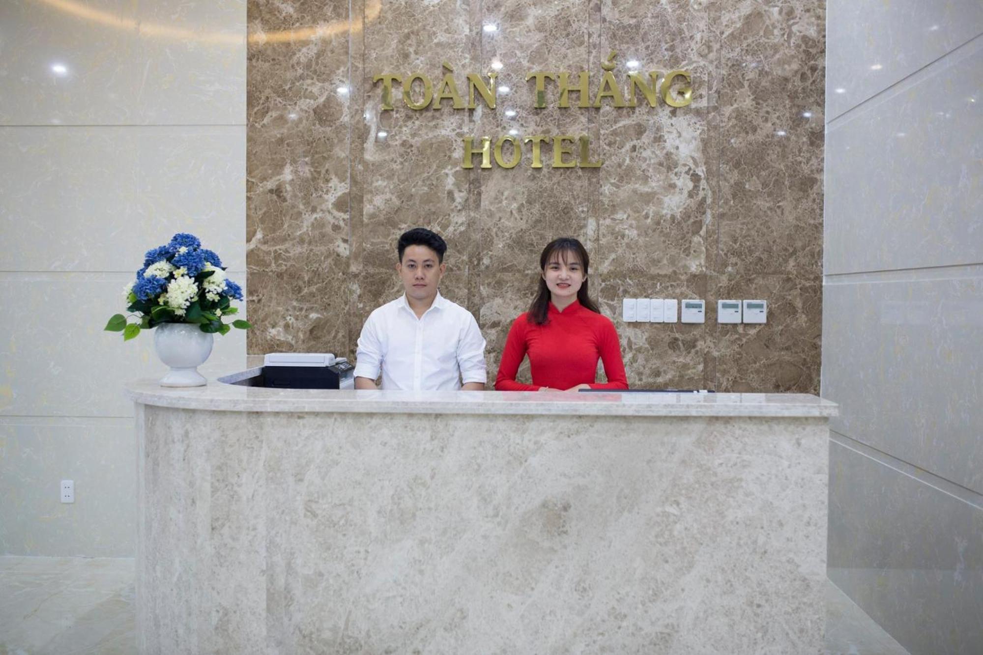 Toan Thang Beach Hotel Danang Exterior photo